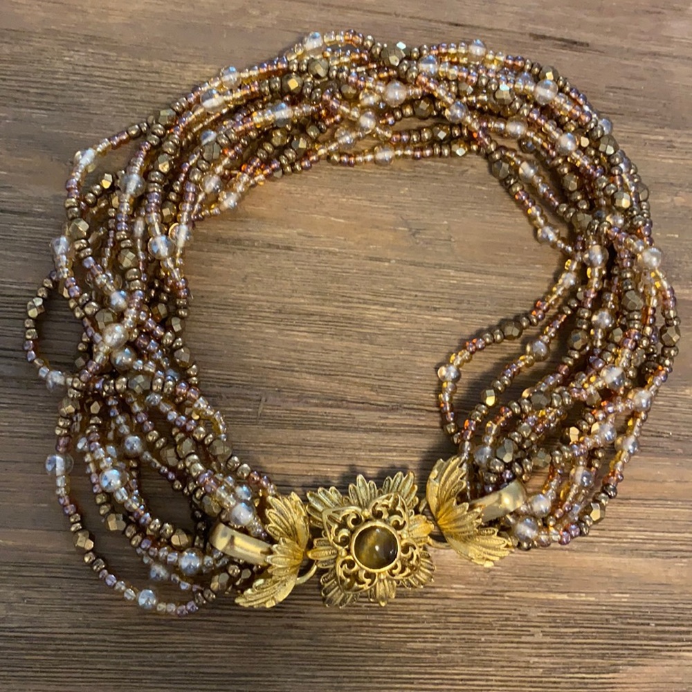 Gorgeous Barrera beaded necklace